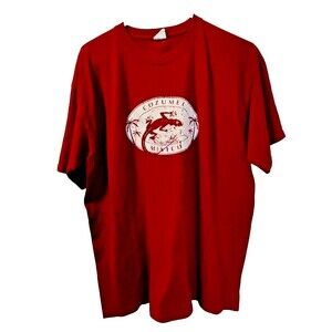 Red Cozumel, Mexico Iguana T-Shirt Size XL-Unisex
